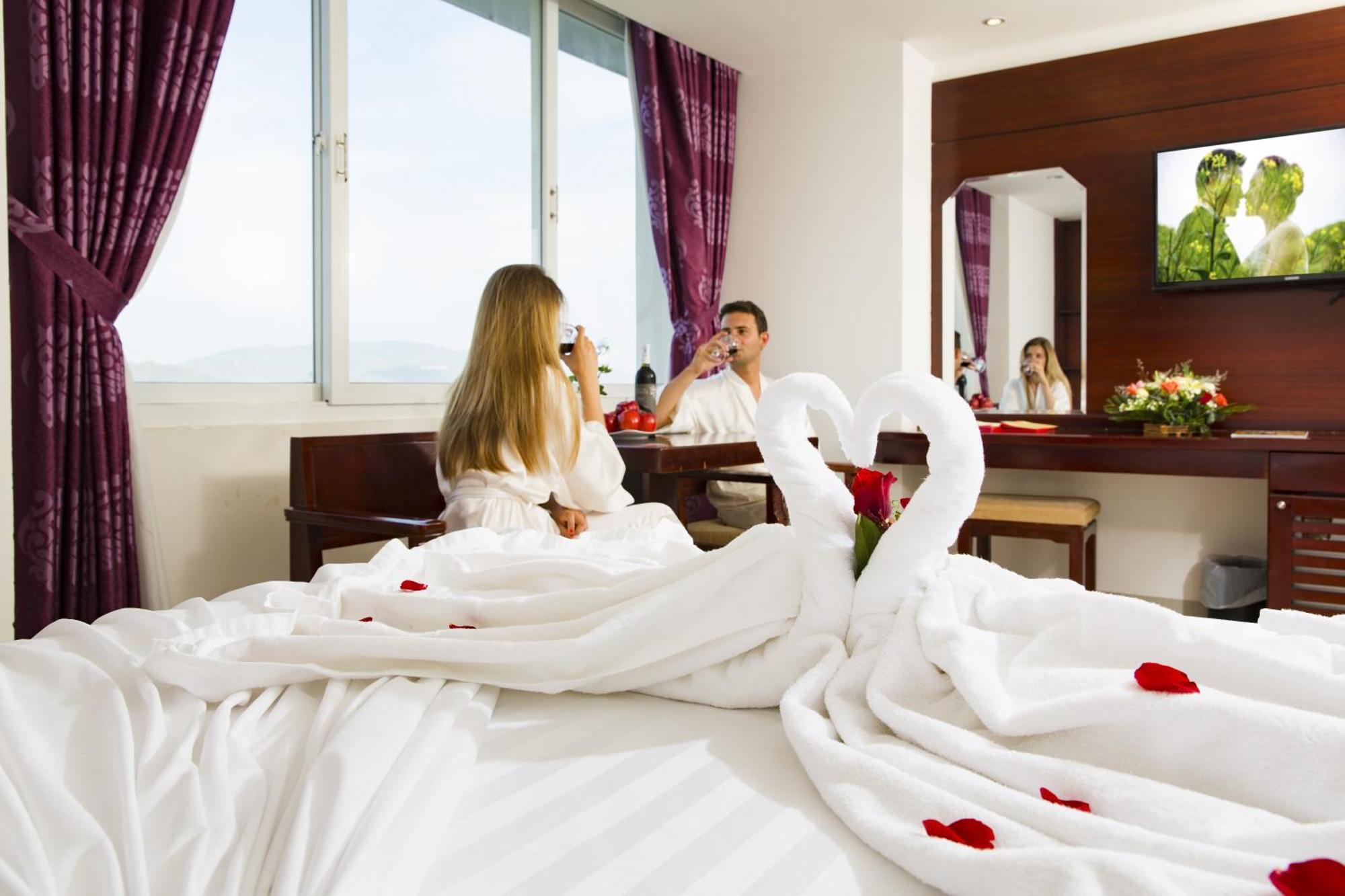 Majestic Nha Trang Hotel Bagian luar foto