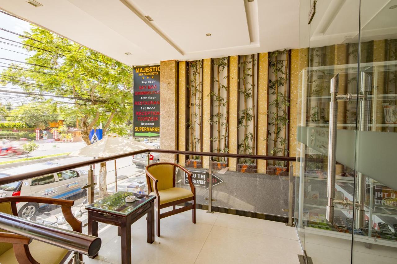 Majestic Nha Trang Hotel Bagian luar foto